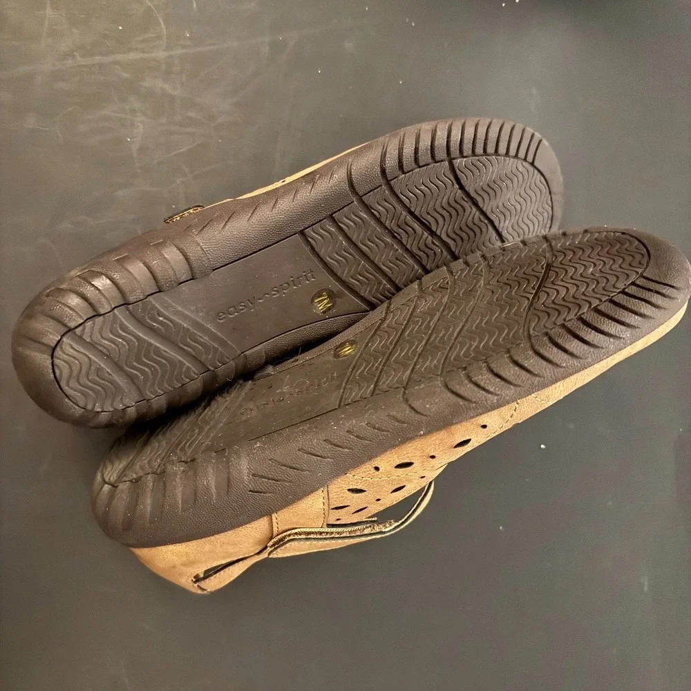 Easy Spirit Womens Mary Jane Comfort Flats Hook and Loop Strap Tan Size 7 - Picture 7 of 8